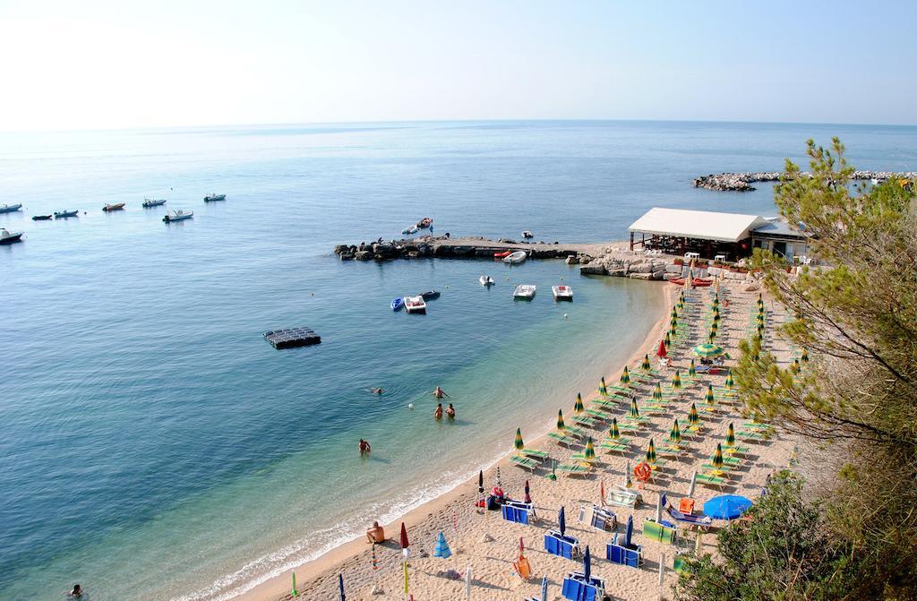 Leonardo Casa Vacanze Villa Mattinata Luaran gambar