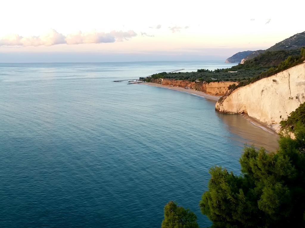 Leonardo Casa Vacanze Villa Mattinata Luaran gambar